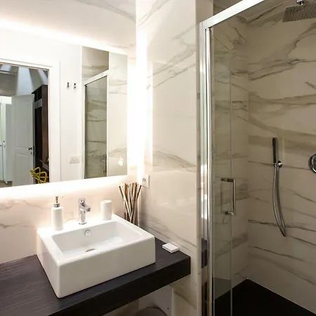 Umberto34-luxury Pensión Nápoles